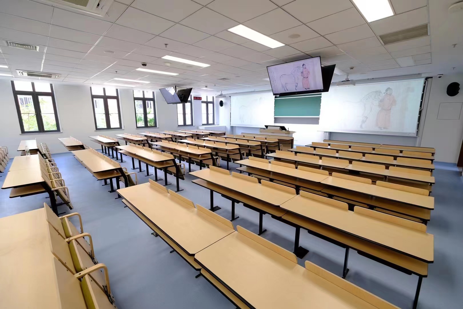 1673334348002020491.jpg 1673334348002020491.jpg